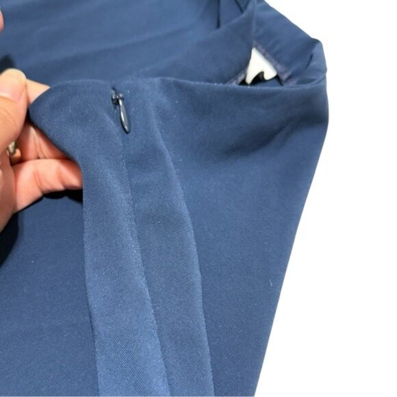 Akris Punto Navy Midi Skirt Size 6 – Stretchy Fabric with Side Slits - Picture 10 of 14